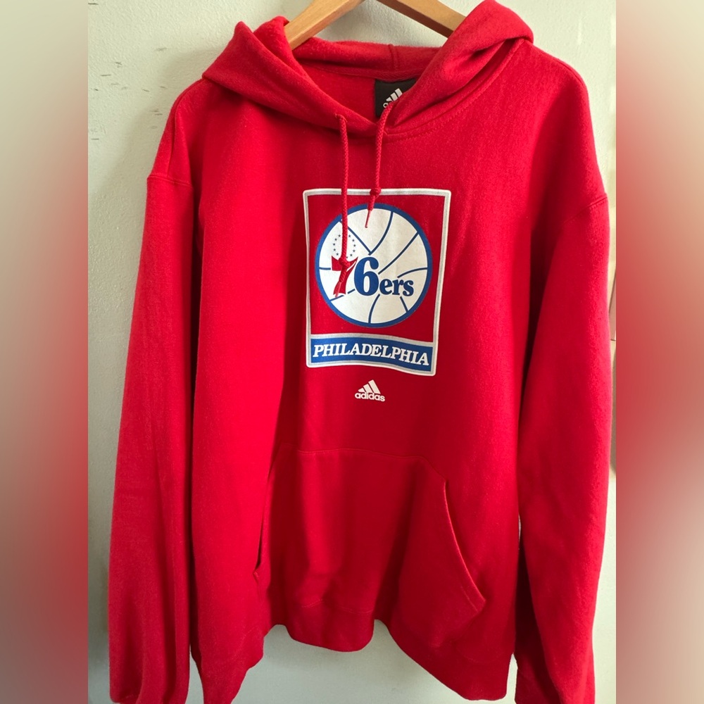 Adidas Philadelphia 76ers red hoodie size Large